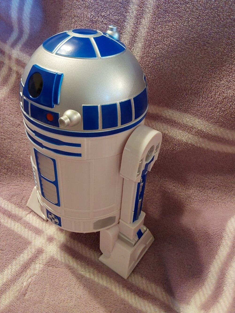 Star Wars R2-D2 Measuring Cups - Picture 11 of 11